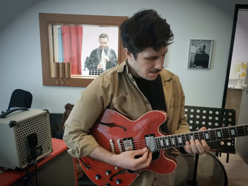 Jako Quartet bei der Aufnahme im Hot Milk Studio
