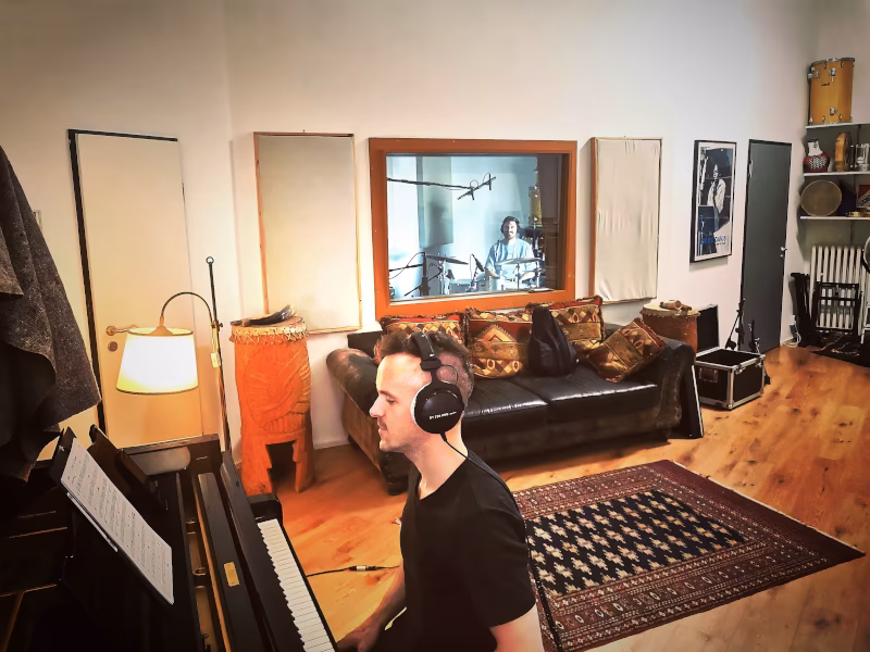 Christoph Spangenberg and Julian Külpmann tracking live at Hot Milk Studio