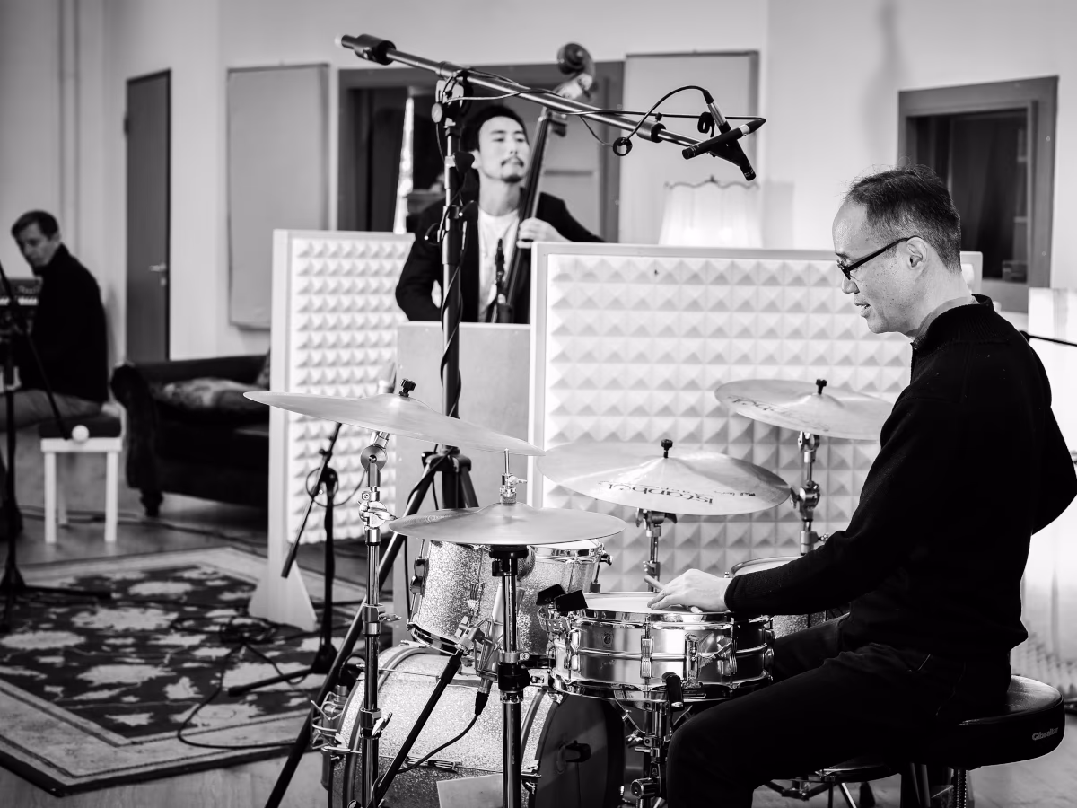 Han Soto Quartet — Rhythm Section während einer Jazz- und Akustiksession im Hot Milk Studio.