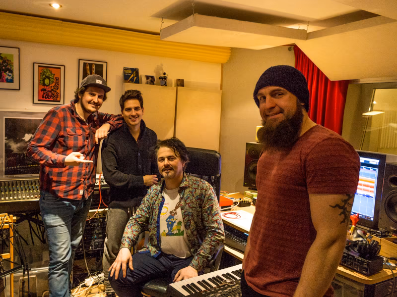 Gene Caberra Band im Hot Milk Studio 1.0
