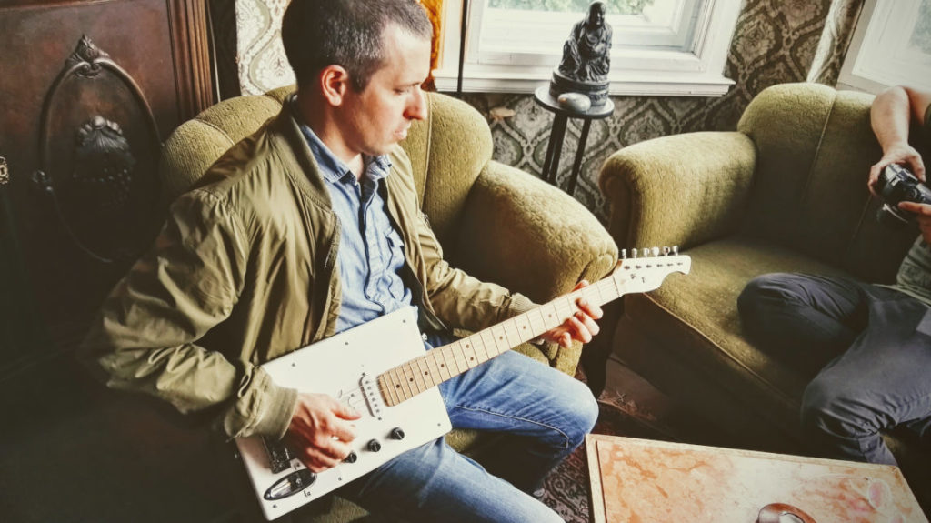 Leon Schurz from Hot Milk Crew rockin' the iPad Bass